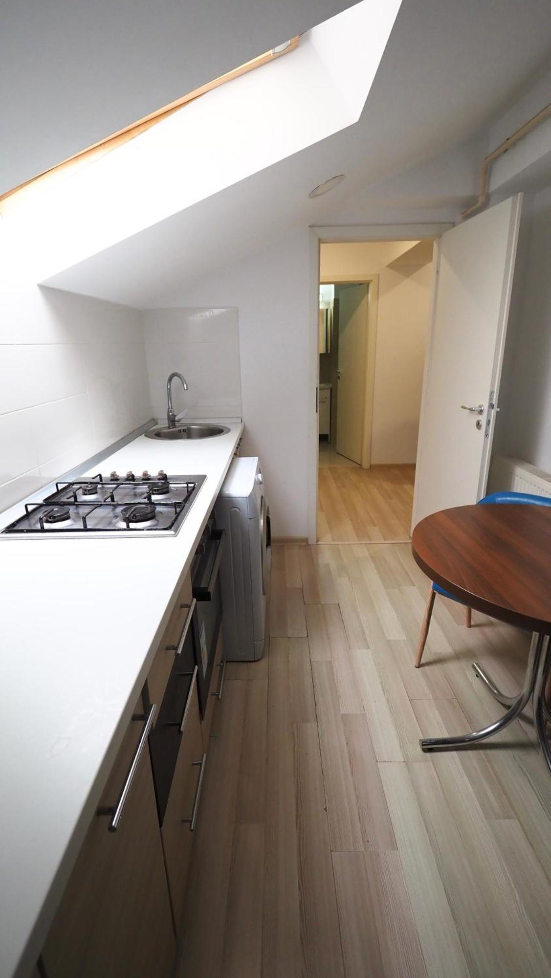 Iassium Airport Apartments Iasi Bagian luar foto